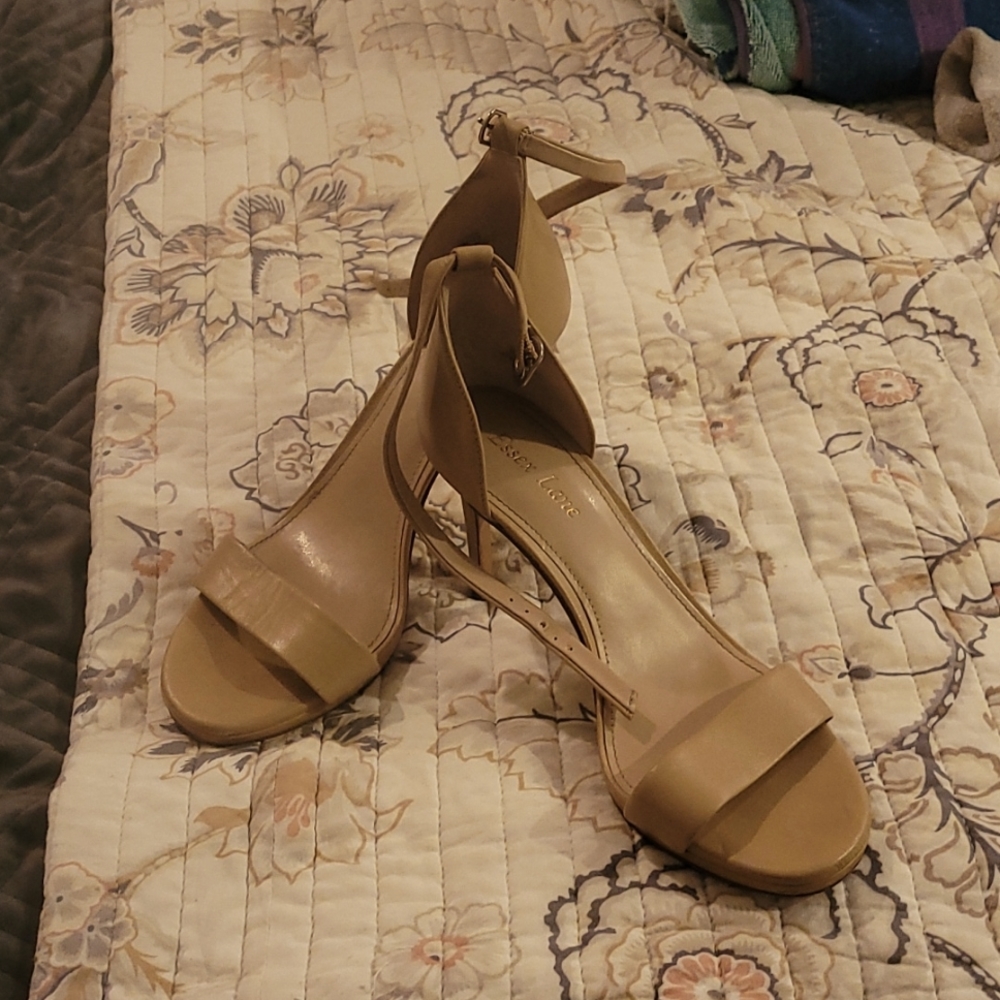 Scrappy nude heels